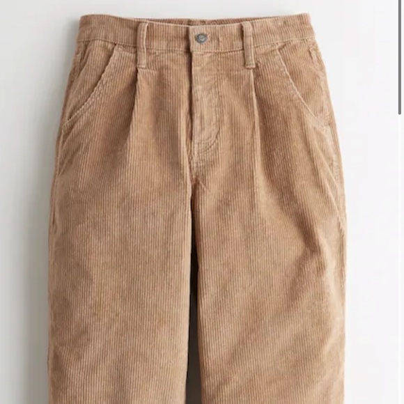 Hollister Corduroy mom jeans - Picture 3 of 3